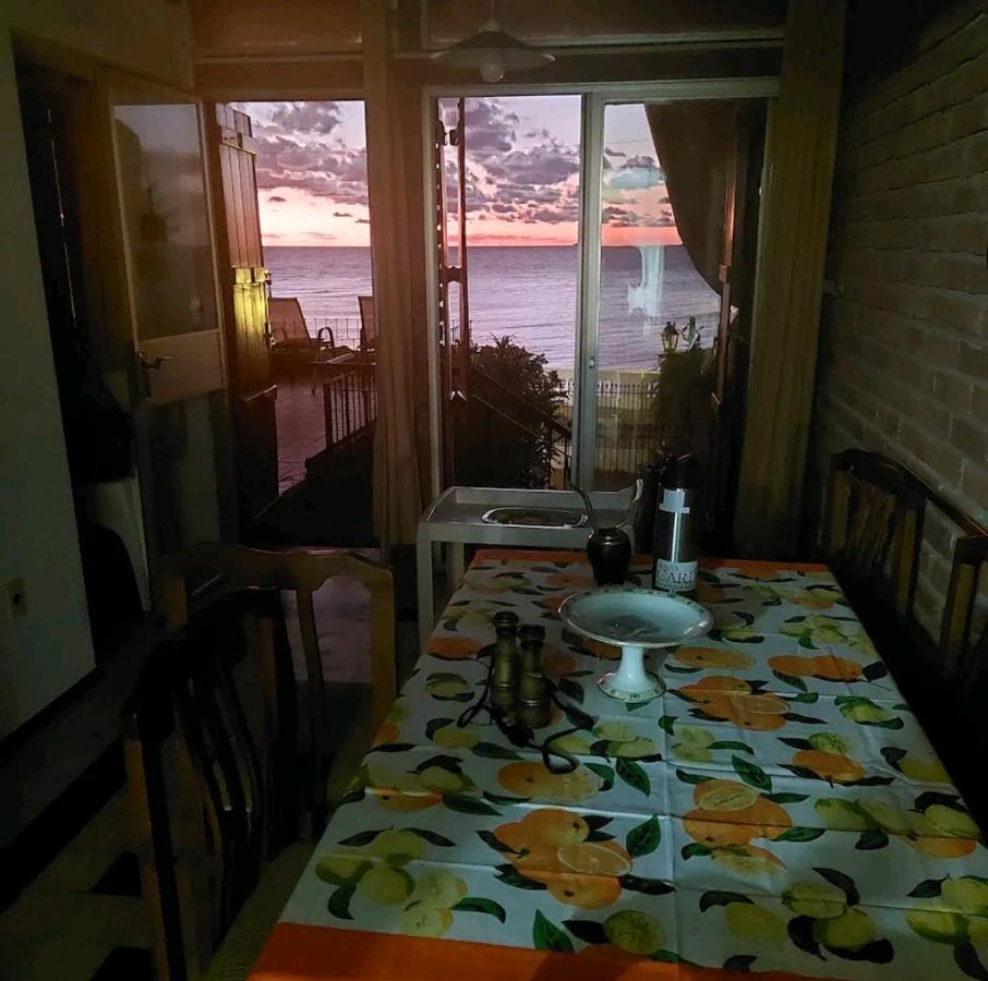 Terraza Sacramento - Atardecer En El Barrio Historico Villa Colonia del Sacramento Kültér fotó